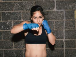 5 Incredibili Benefici del Kickboxing per le Donne